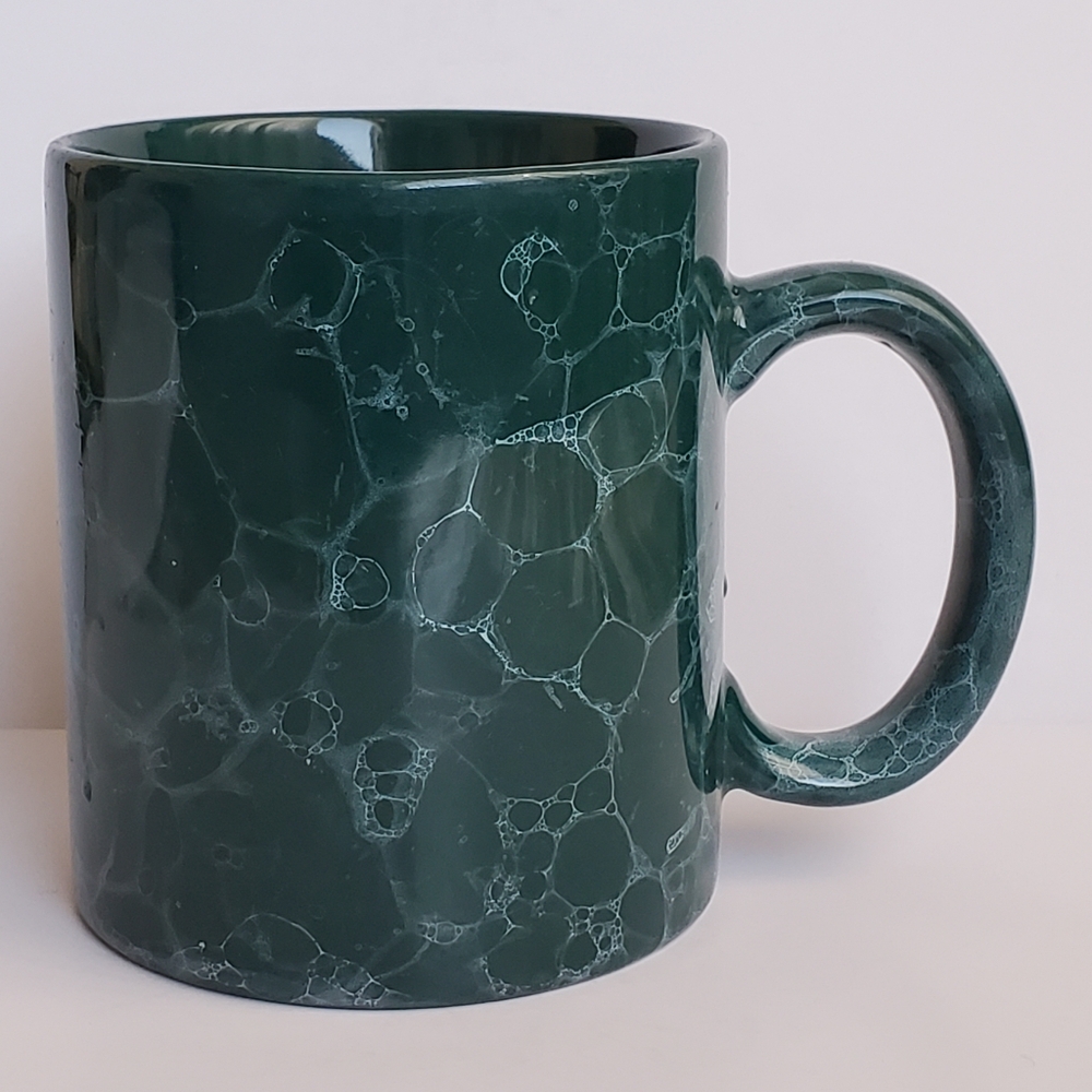 Green Mug With Marble Pattern Design